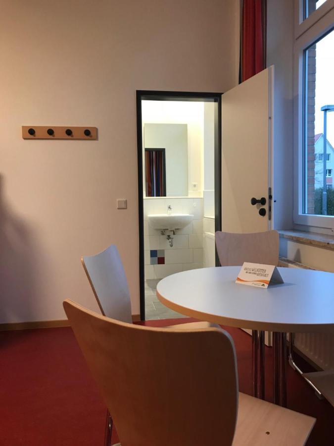 Zweibettzimmer mit eigenem Bad